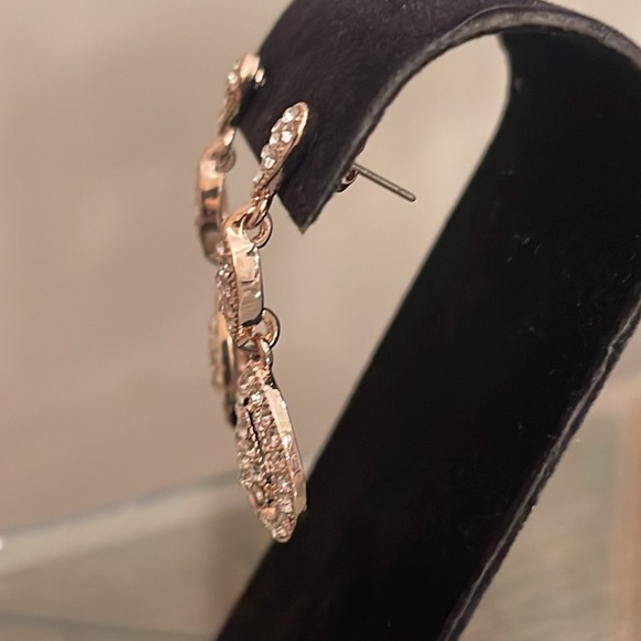 Vintage Style Rose Gold Colored Drop Earrings Rhinestone Dangle Earrings - Picture 3 of 15